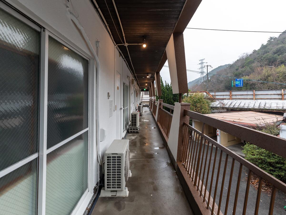 Oyo Hotel Tatsuyoshi Sennan Misakimachi Tannowa Exterior foto